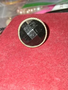 Vitntage Source Unknown Black Faceted Cabochon Brooch with Gold-Tone Rope Edge